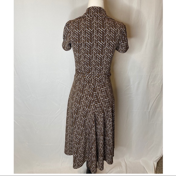 BCBG Short Sleeve Wrap Dress - Picture 3 of 6